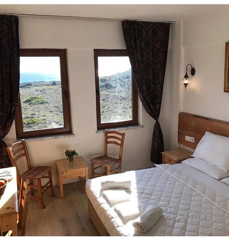 בוזקאדה Sukha Inn Hotel & Beach מראה חיצוני תמונה