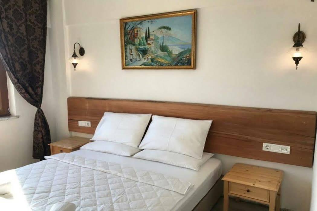 בוזקאדה Sukha Inn Hotel & Beach מראה חיצוני תמונה
