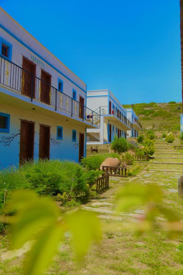 בוזקאדה Sukha Inn Hotel & Beach מראה חיצוני תמונה