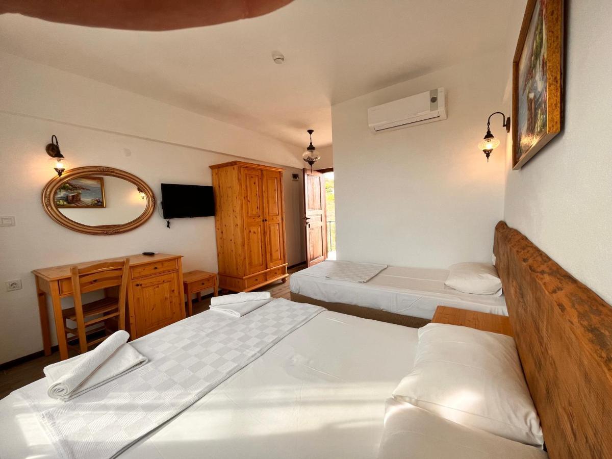 בוזקאדה Sukha Inn Hotel & Beach מראה חיצוני תמונה