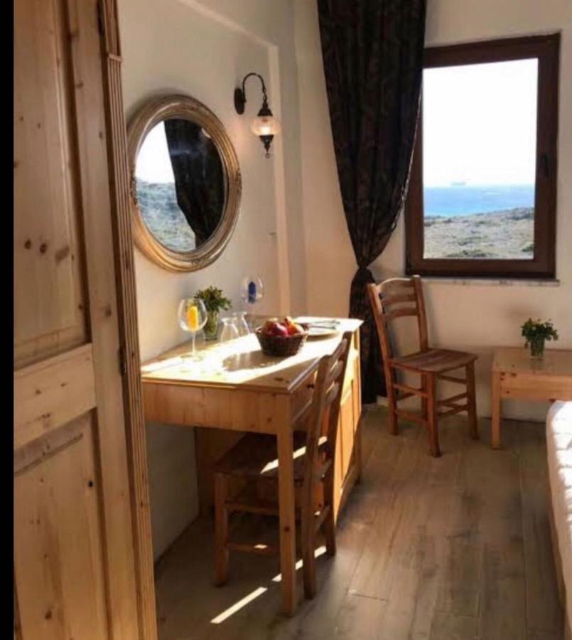 בוזקאדה Sukha Inn Hotel & Beach מראה חיצוני תמונה
