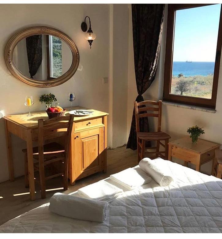 בוזקאדה Sukha Inn Hotel & Beach מראה חיצוני תמונה